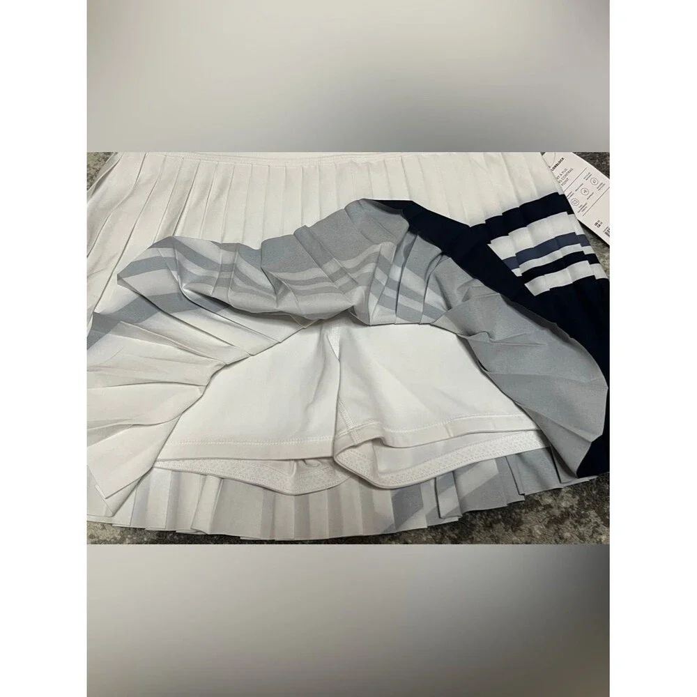 Athleta Match Point High Rise Pleated Colorblock Skort White Navy  M NWT
